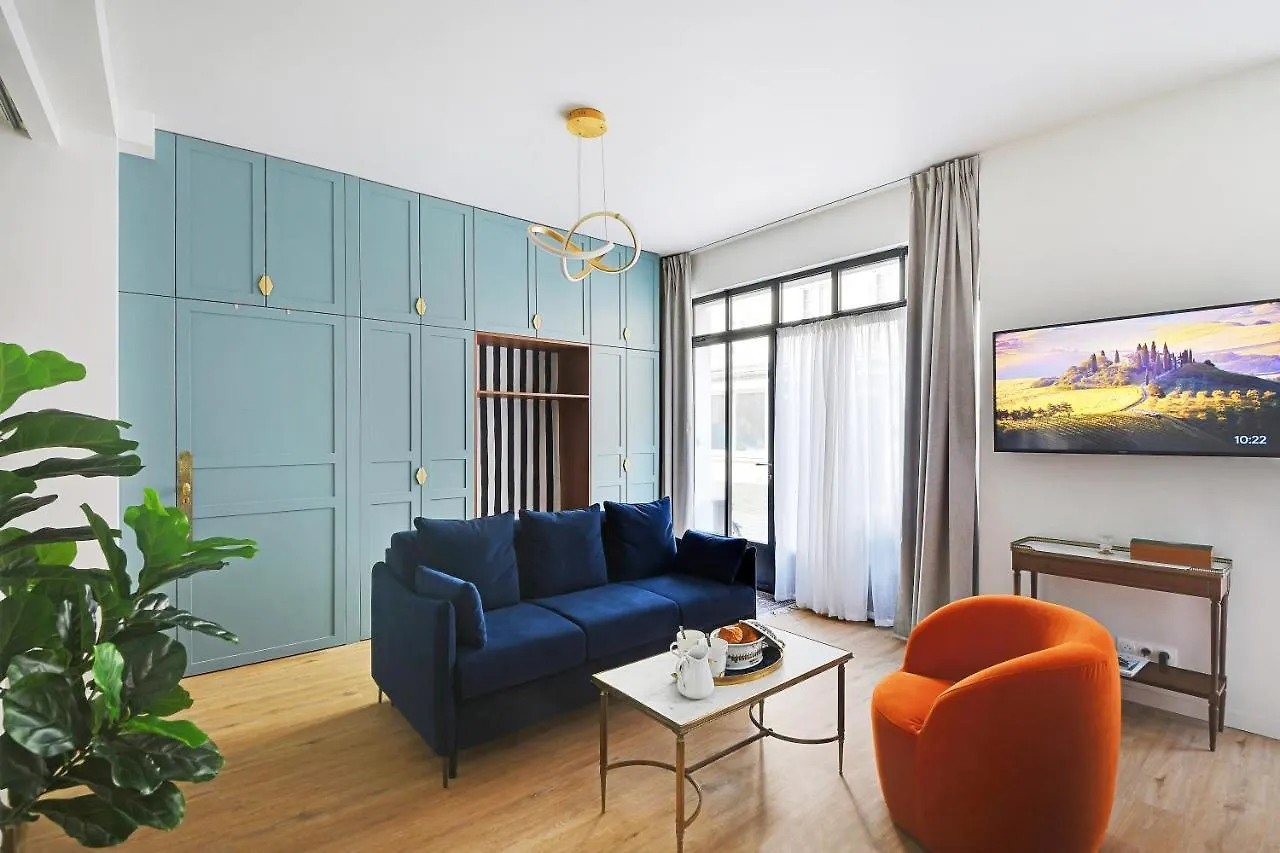 Chic Apartment -2Br-6P- Invalides Paris France